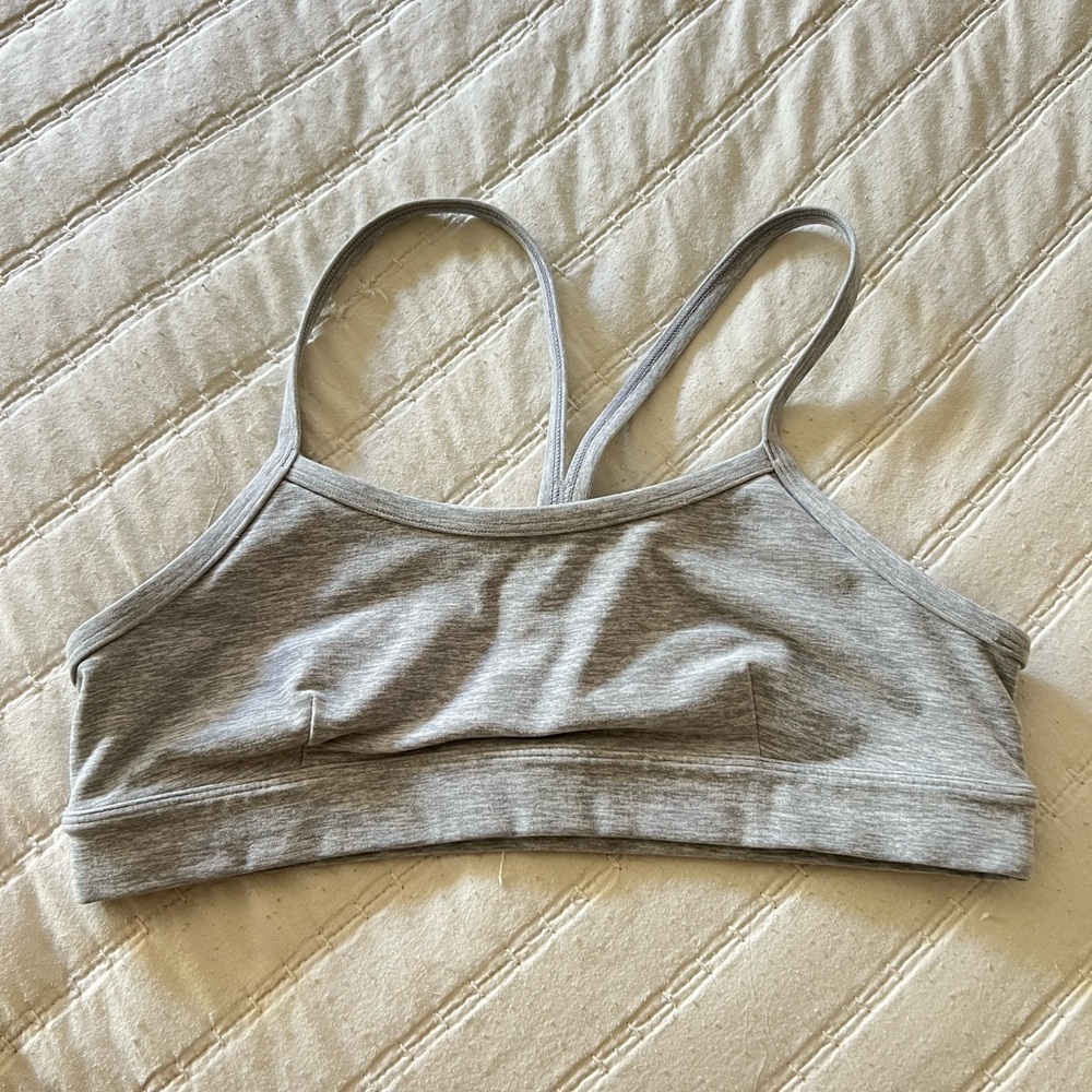 alo sports bra